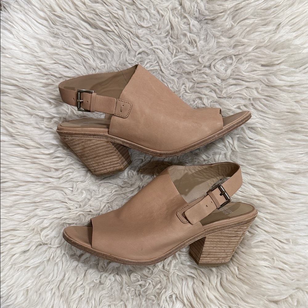 EILEEN FISHER Glance Natural Vachetta Leather Peep Toe Slingback Heel Booties
10